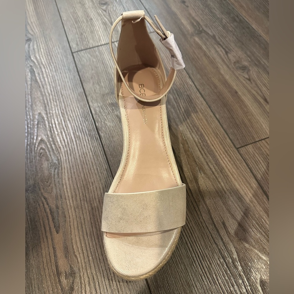 Brand new platform sandal